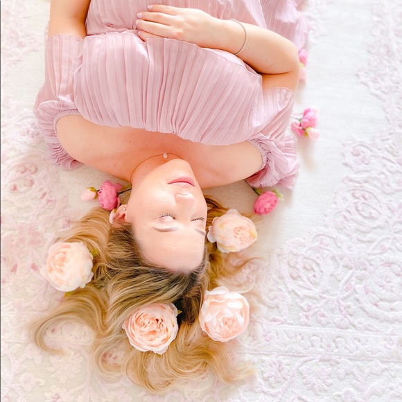 Meet your Posher, Robyn - Picture 4 of 8